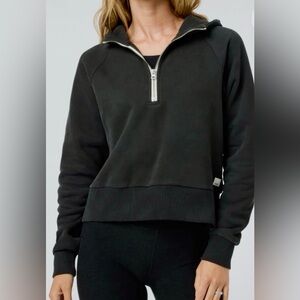 VUORI HALF ZIP HOODIE
SIZE SMALL
VERY GOOD CONDITION